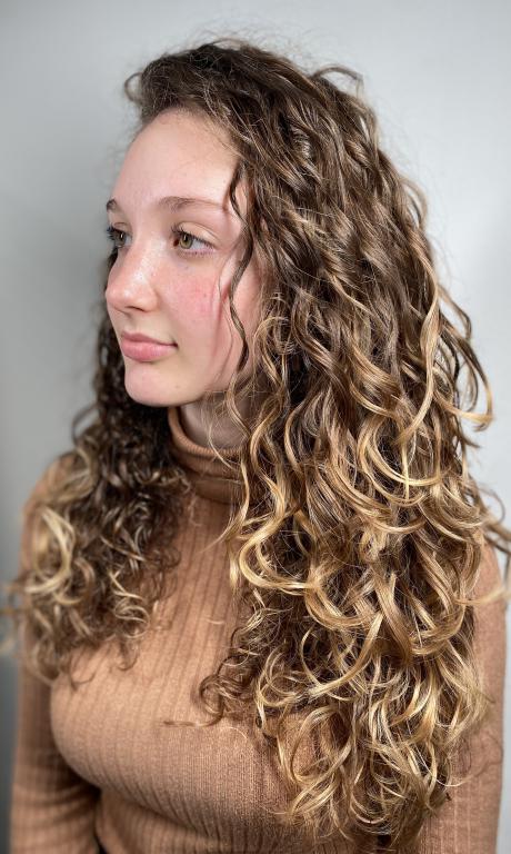 colore capelli ricci biondi, ricci biondi