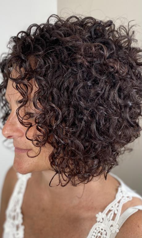 trattamento naturale per capelli ricci
