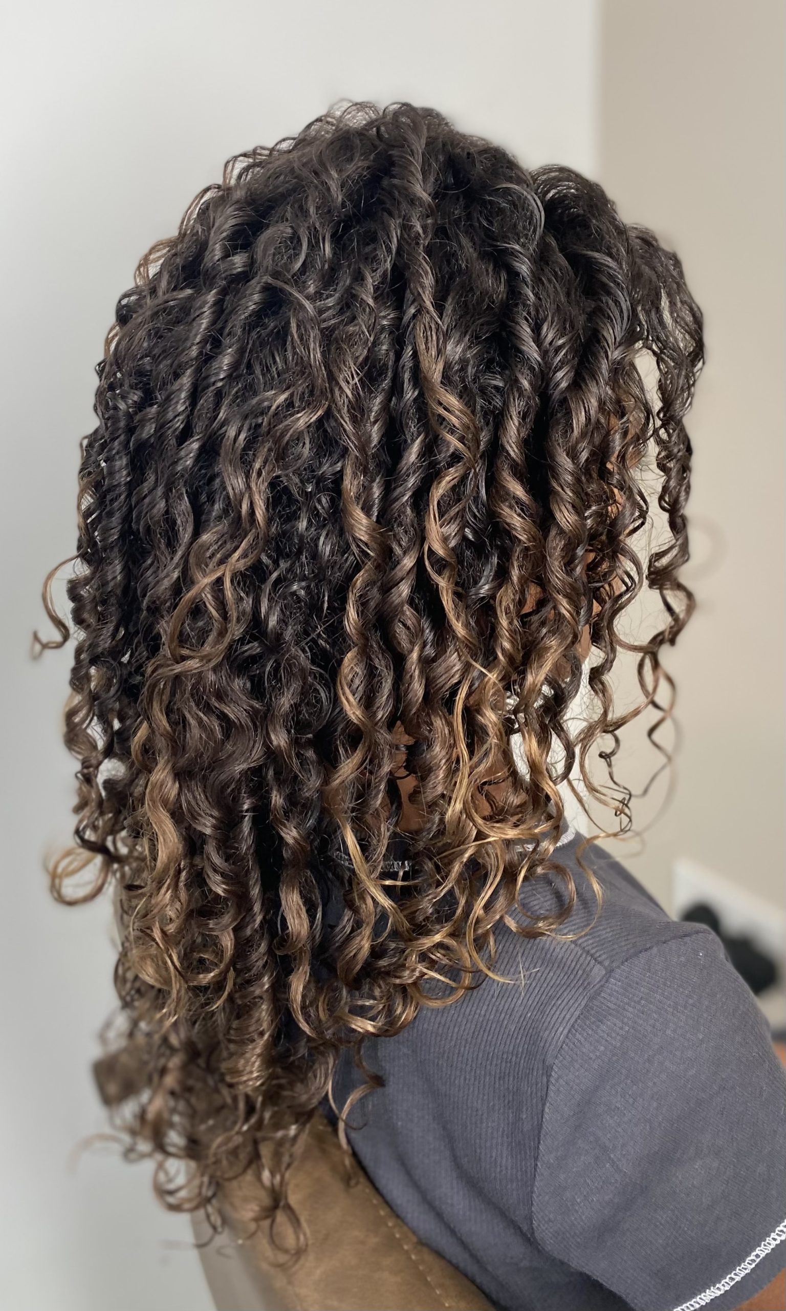ultimi tagli foto salone specializzato capelli ricci