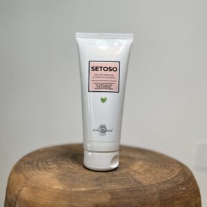 gel setoso per capelli ricci