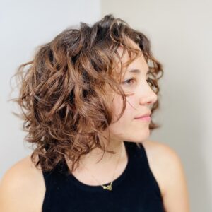 Ciuffo riccio donna
