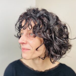 Ciuffo riccio donna
