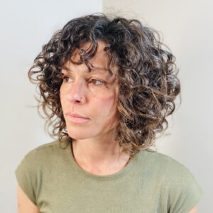 Ciuffo riccio donna